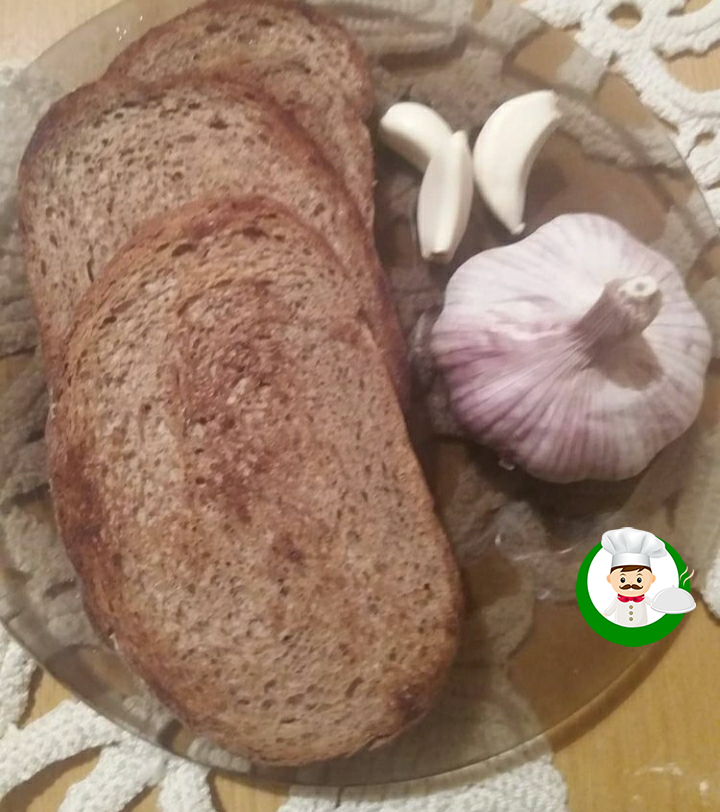 Гренки  с чесноком.