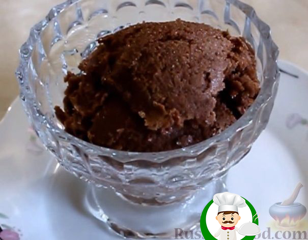 Простое шоколадное мороженое