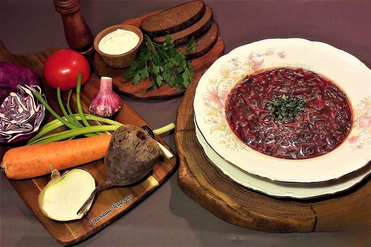 Постный борщ с краснокочанной капустой
