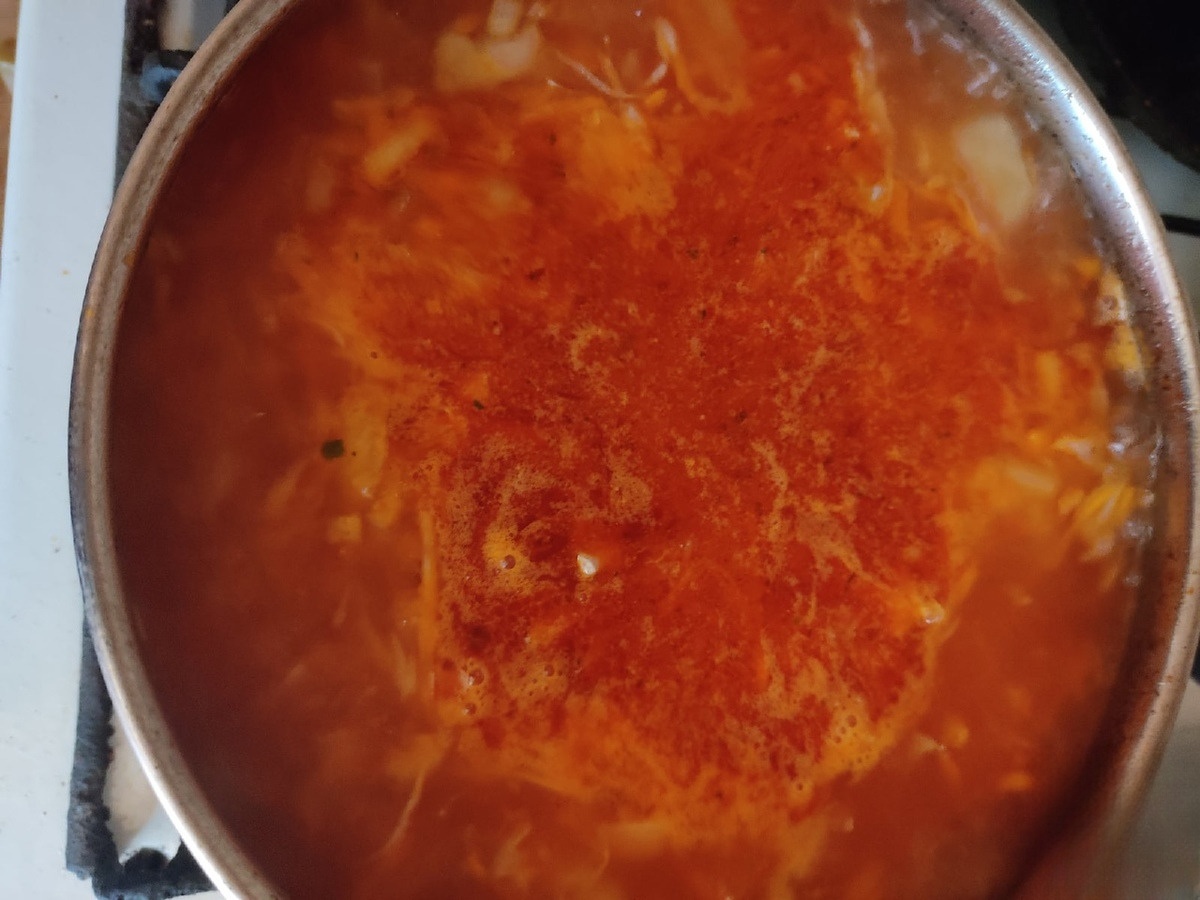 Щи с квашеной капустой