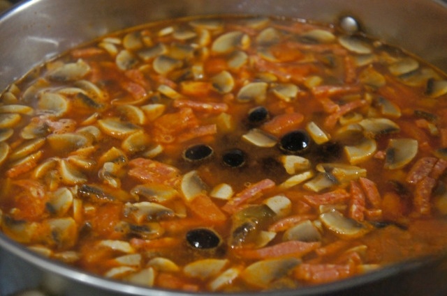 Солянка с грибами по-сибирски